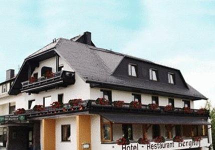 Hotel Restaurant Berghof Sohren Eksteriør bilde
